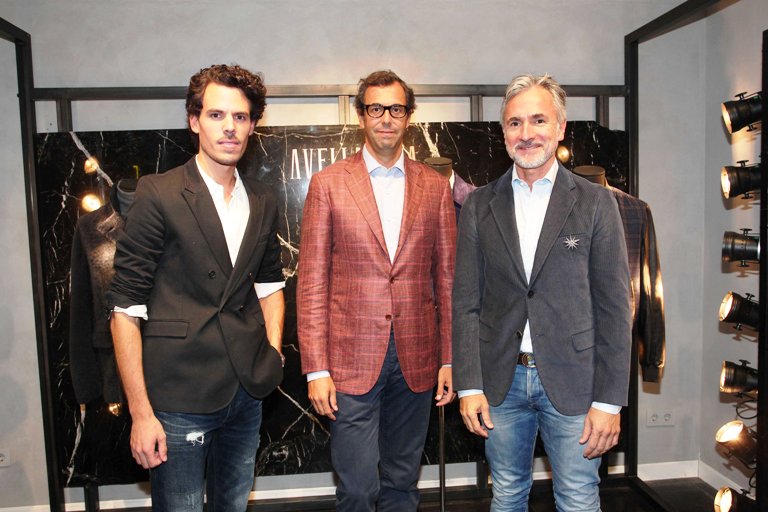 Juan Avellaneda, Luis Sans y Jaime Beriestain en el pop up store 